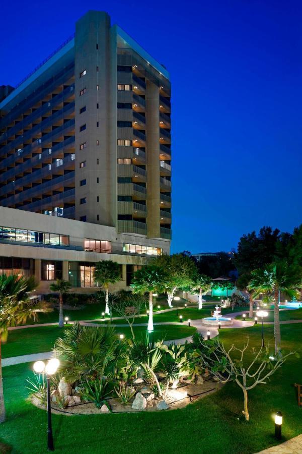 Le Meridien Al Khobar Hotel Exterior photo